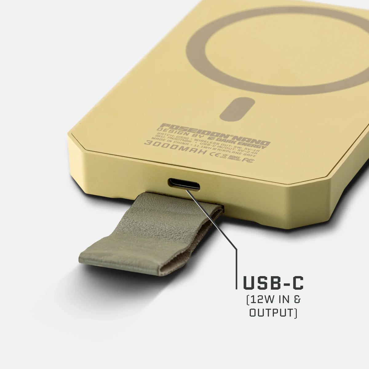 Dark Energy Poseidon Nano - Desert USB-C port