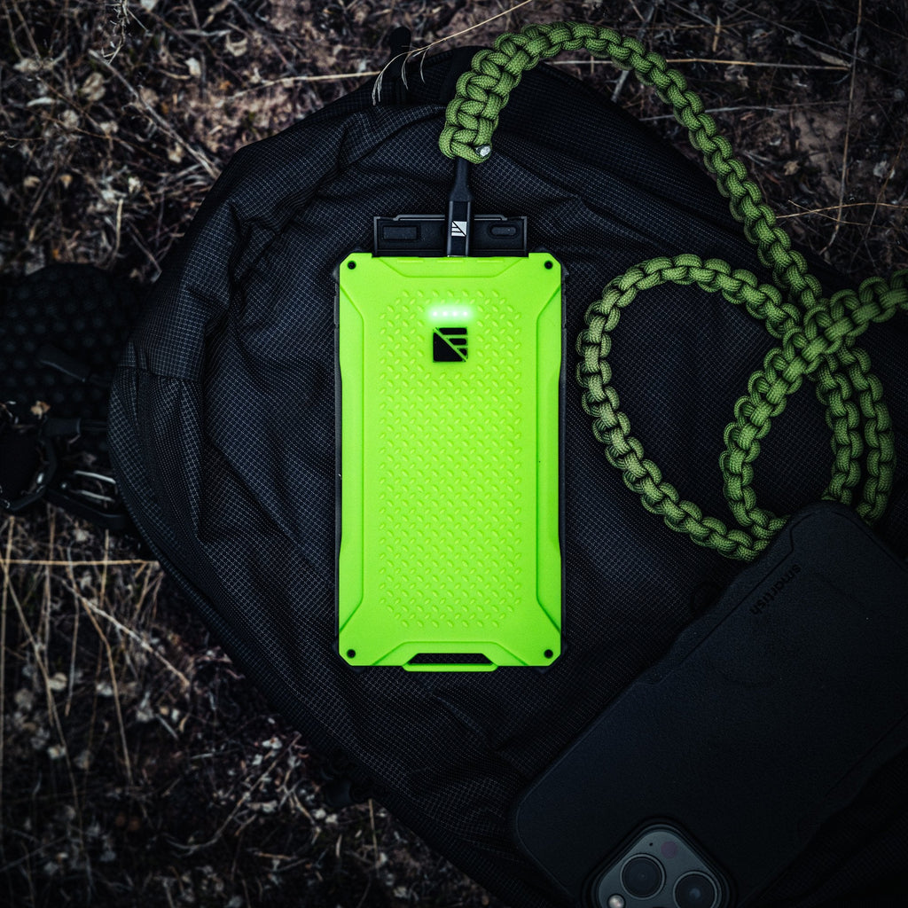 Dark Energy Poseidon Pro - Green power bank with a lanyard