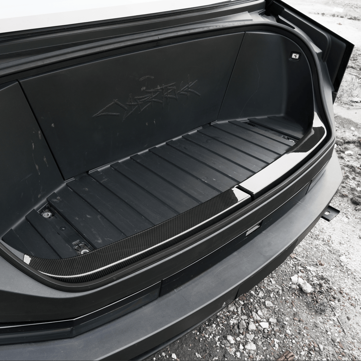 [Real Carbon Fiber] Front Trunk Guard Plate For Cybertruck